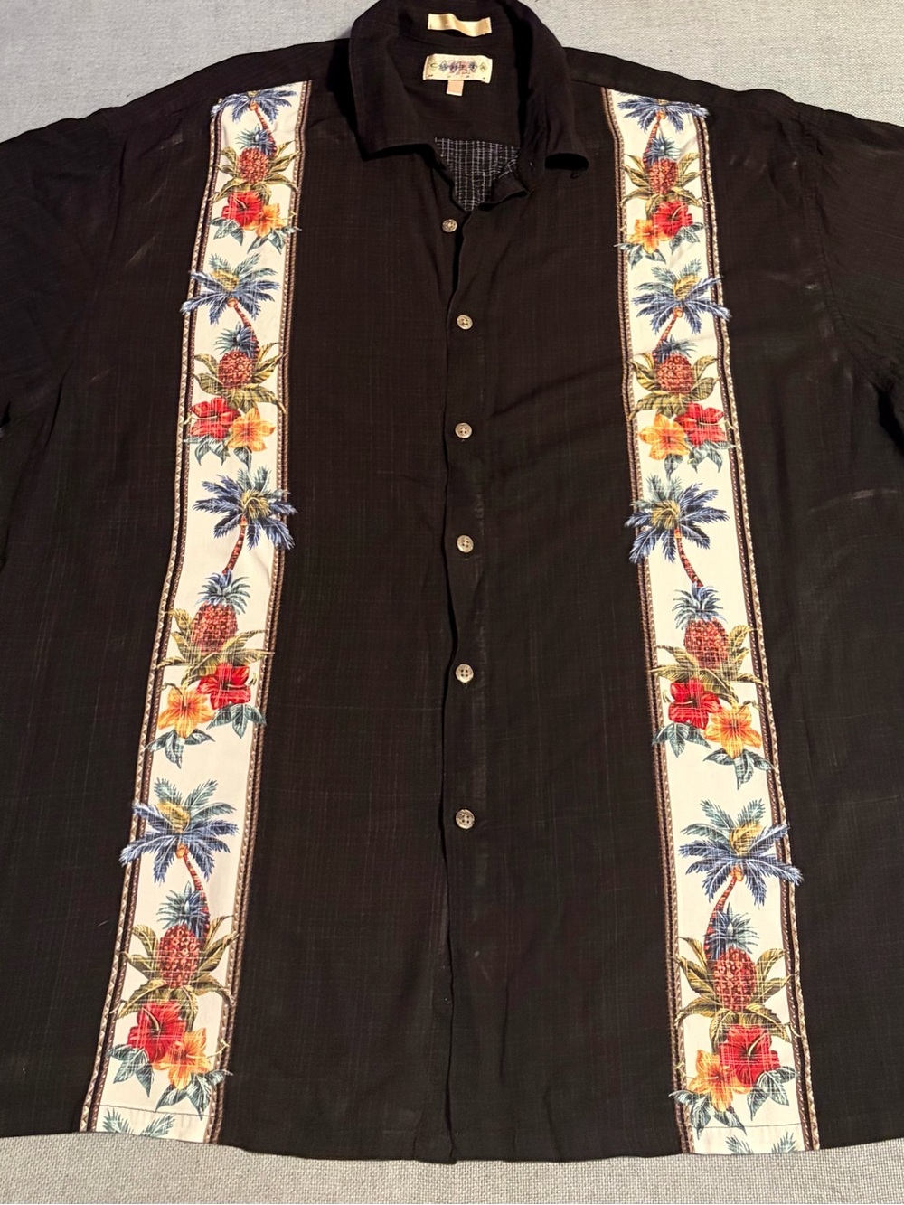 Men's Black Short-Sleeve Button-Down Shirt with Tropical Panel Accents